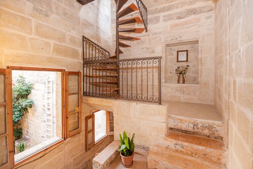 Maison de caractère de 3 chambres près de Mdina