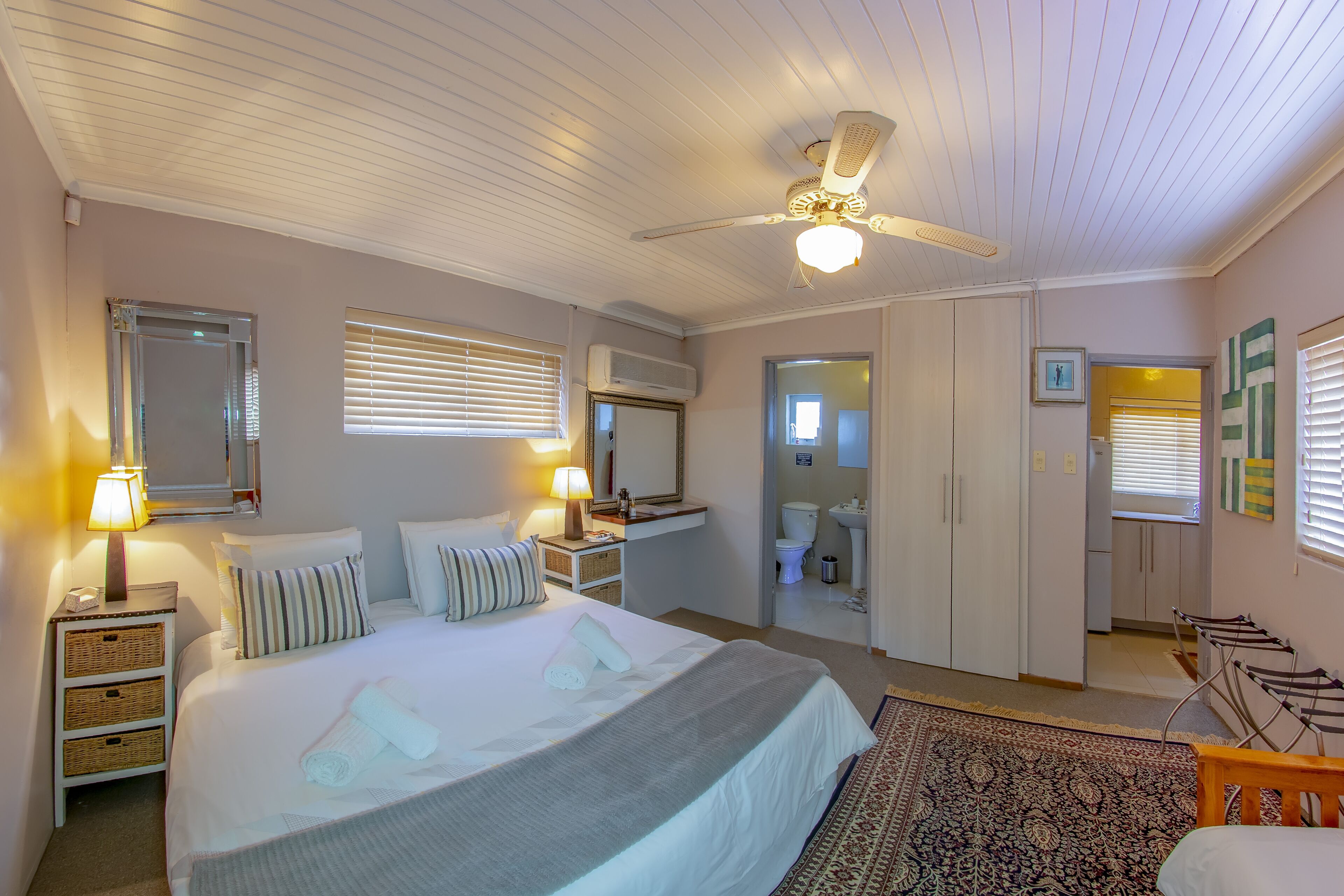 6 Schlafzimmer, Schreibtisch, Bügeleisen/Bügelbrett, kostenloses WLAN