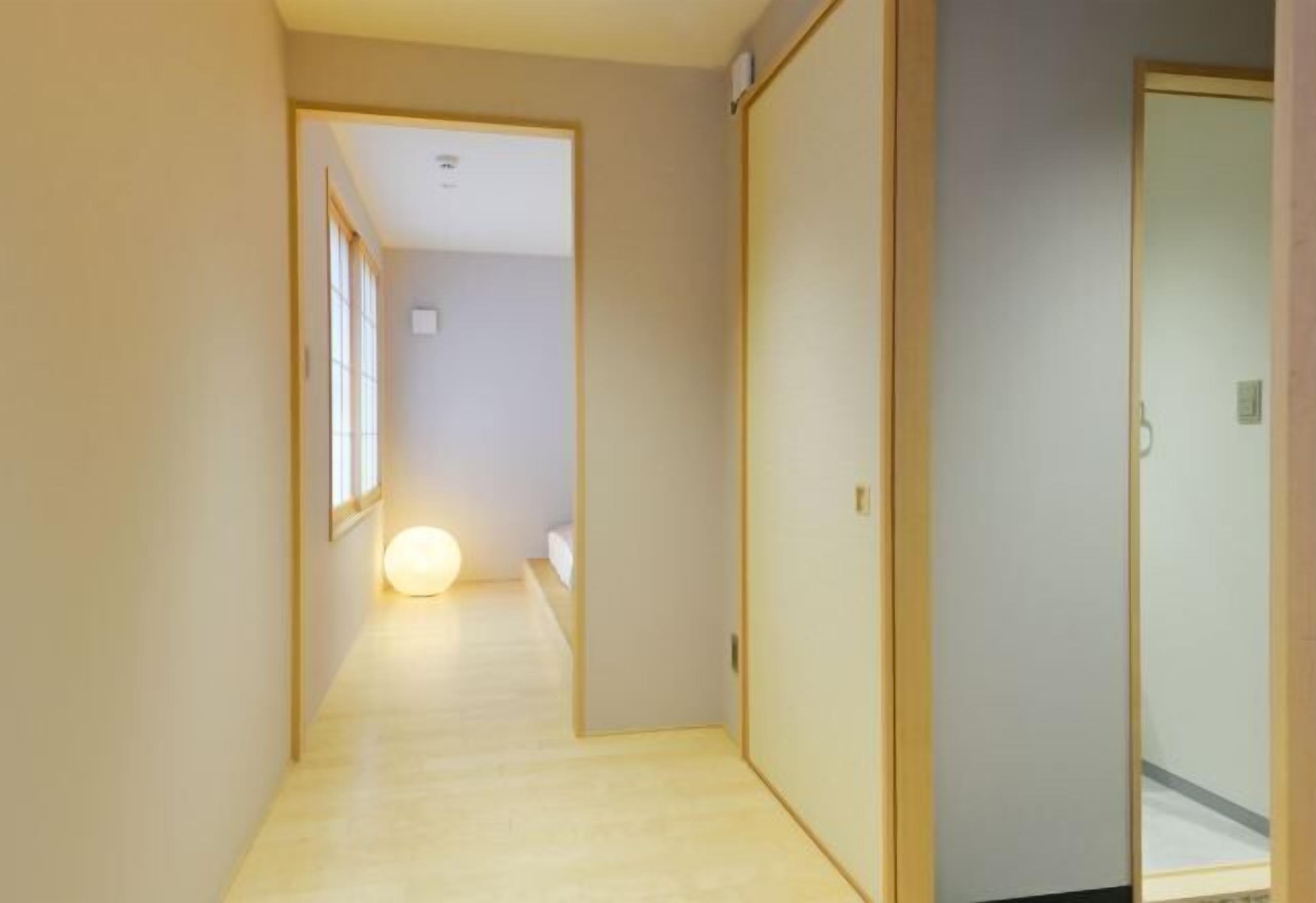 1 bedroom, desk, laptop workspace, blackout drapes