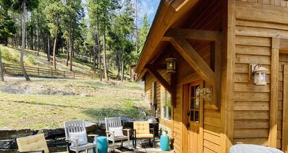 Gated Luxury Lodge 2 Bedroom 2 Bath 4 Beds Fireplace Sleep6 Lake View EV Charger