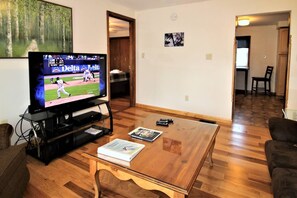 TV, DVD player