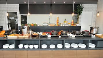 Frokost på farten hver dag (JPY 1500 per person)