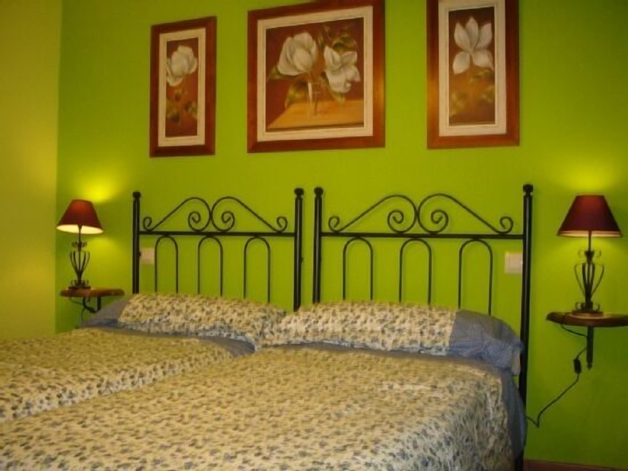 La Casa Madrona complete house 18 people 