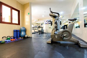 Gym - El Faro 303 Surf (Playa del Carmen)