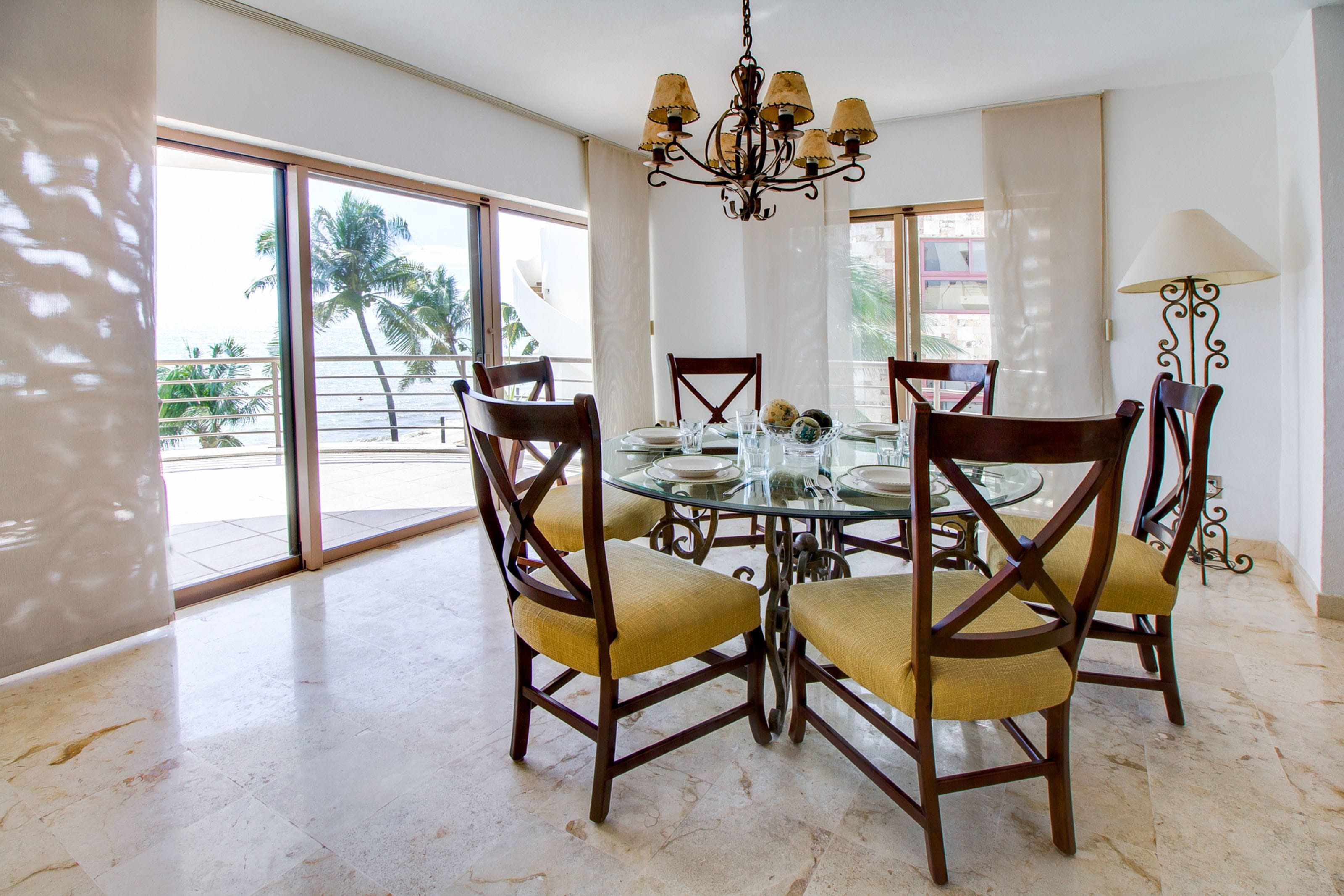 Appartement Deluxe | Restauration dans la chambre