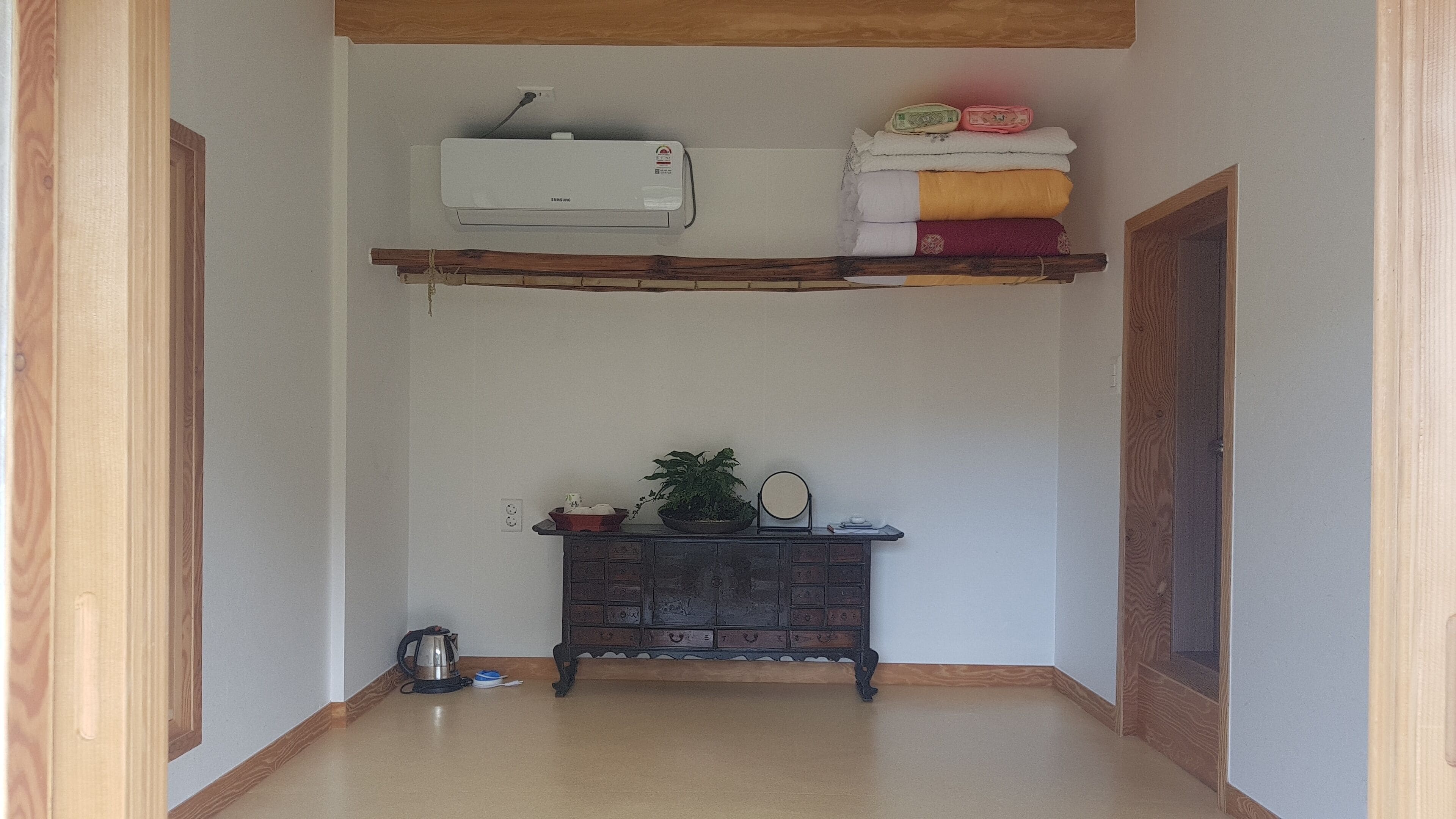 Standard Double Room, 1 Bedroom | Soundproofing, iron/ironing board, free WiFi