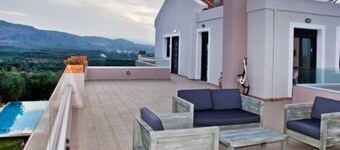 Villa lofos (330 m2), vue complète, grande piscine privée