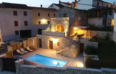 Villa familiar con piscina climatizada 