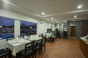 Tägliches inbegriffenes einheimisches Frühstück