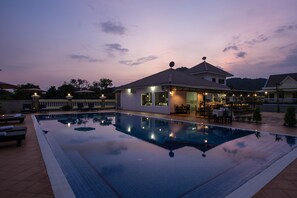Outdoor pool - La Kep Boutique (Kep)