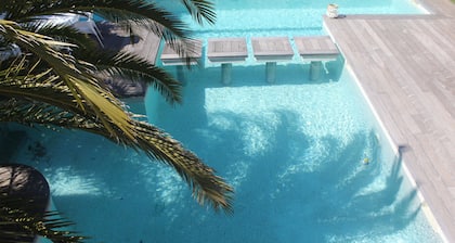 Very beautiful villa, superb swimming pool, close to the sea, ideal family 5/6 pers