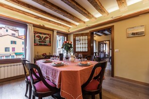 Dining - La Tana (Venice)
