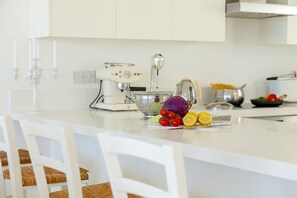 Villa | Private kitchen | Fridge, oven, stovetop, coffee/tea maker - Protaras Seashore Villa 2 (Paralimni)