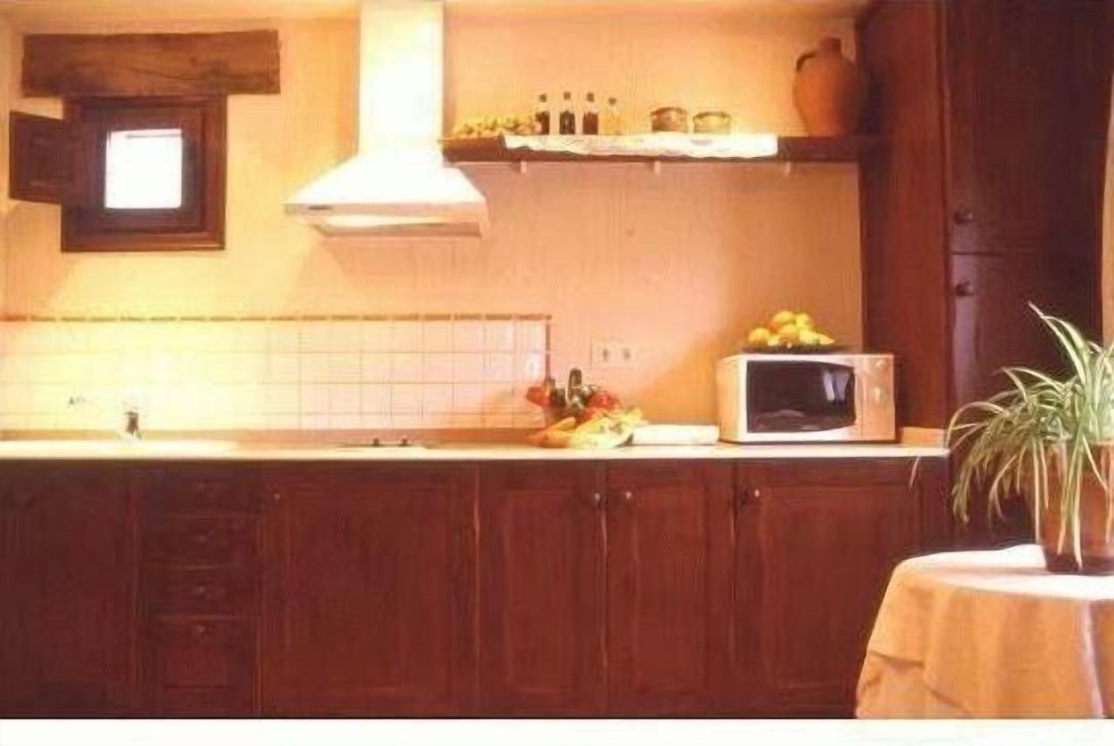 Nelia Rural Houses for 6 people