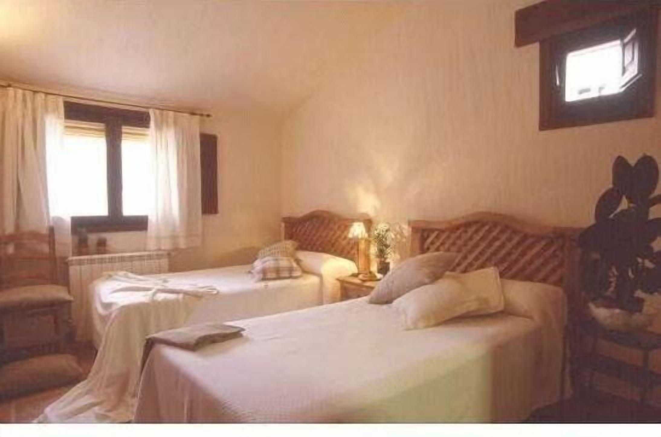 Nelia Rural Houses for 6 people