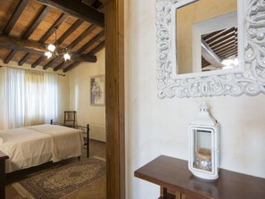 2 Schlafzimmer, Reisekinderbett, kostenloses WLAN