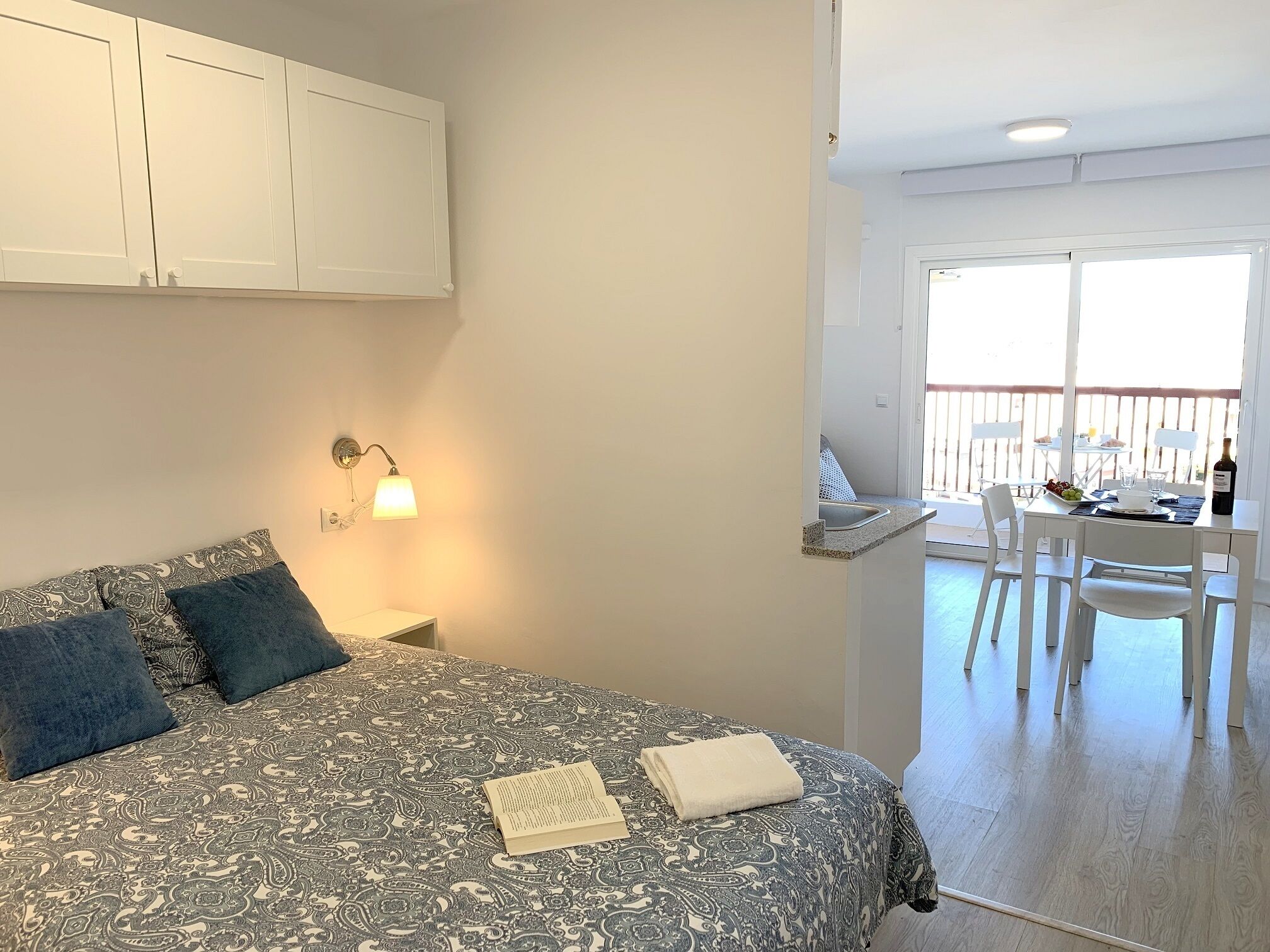  Apartment 1st Line Beach-WIFI-A / A