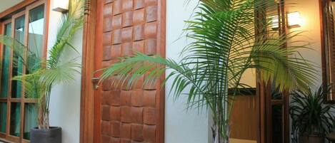 Junior Suite, 1 King Bed, Non Smoking | Desk, rollaway beds