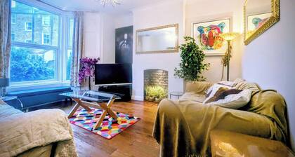 Amazing luxury 6 bed 3 bath Victorian house in heart of London