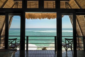 Honeymoon Villa, 1 King Bed, Beach View | 1 bedroom, in-room safe, desk, laptop workspace - Rumah Elizabeth (Pecatu)