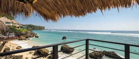 Panorama villa, 1 kingsize bed, uitzicht op oceaan | Terras
