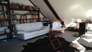 TV, books
