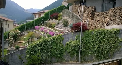 Apartment in Wohnanlage mit Blick auf den Iseosee