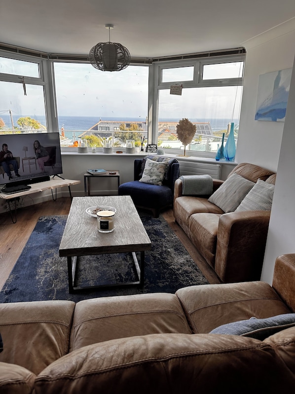 تلفزيون ذكي