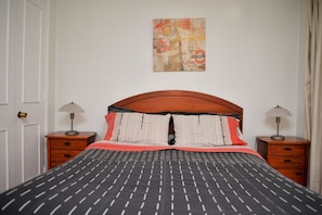 3 bedrooms, in-room safe, desk, iron/ironing board - The Golf with large terrace (Las Condes)