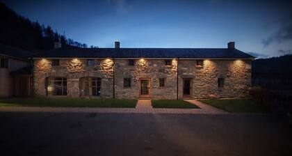A cosy luxury cottage in a prime Betws-y-Coed location, Snowdonia