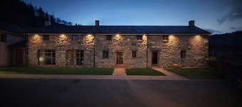 A cosy luxury cottage in a prime Betws-y-Coed location, Snowdonia