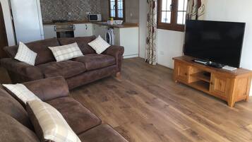 Een smart-tv en een stereo