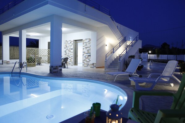 Pool - Brand new villa with private pool and terrace Alcamo marina (Alcamo)