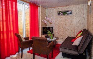 Deluxe-Bungalow, Whirlpool (Géranium) | Wohnbereich