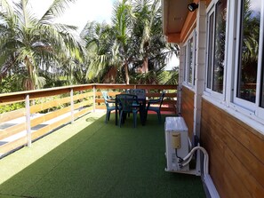 Bungalow, terrasse (Margosier) | Terrasse/patio