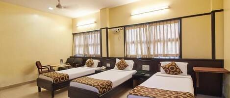 Laptop workspace, rollaway beds, free WiFi, bed sheets