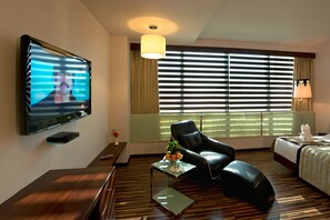 Premium bedding, minibar, in-room safe, blackout curtains - Hotel Sandy's Tower (Bhubaneshwar)