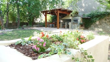 Enceinte de lâhĂ©bergement