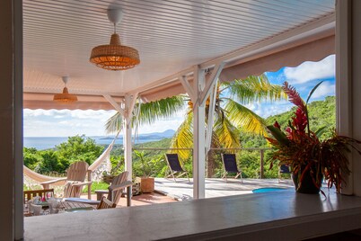 Villa Vue Sauvage in Tartane, in the Caravelle nature reserve.