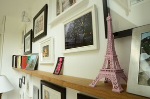 Interior - Quiet, bright upscale holiday cottage in the center of Bayeux, with garden (Bayeux)