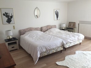 4 bedrooms