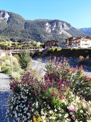 Property grounds - Apartment 6p. Val Cenis Termignon Vanoise Park  (Termignon)