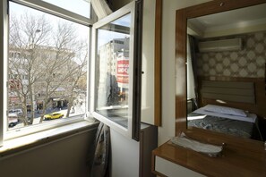 Double or Twin Room | View from room - Hotel Ozbek (Istanbul)