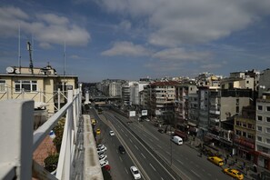 Street view - Hotel Ozbek (Istanbul)