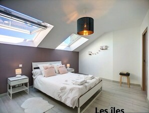 1 chambre, fer et planche à repasser, lit parapluie, Wi-Fi gratuit