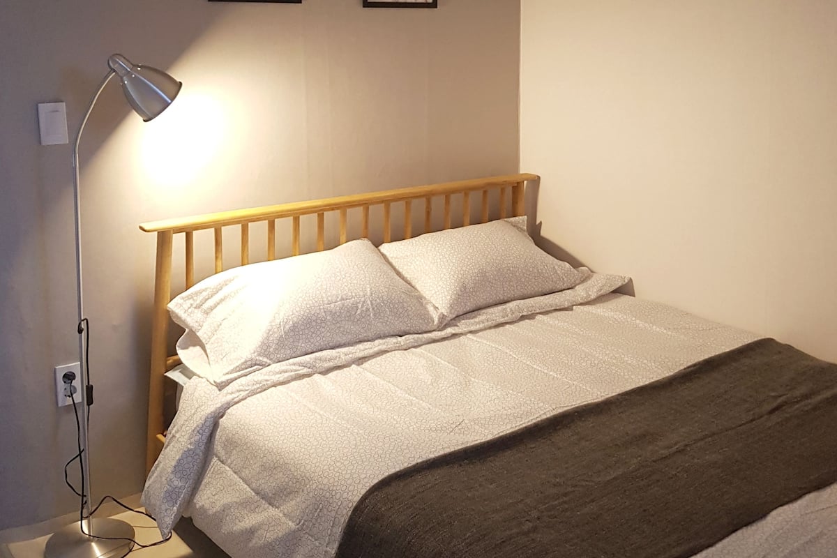 Double Room, 1 Queen Bed | Free WiFi
