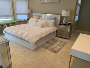 4 多间卧室、办公桌、熨斗/熨衣板、免费 WiFi