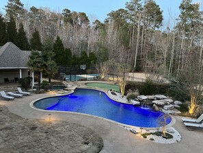 Outdoor pool - LUXURY VILLA IN A LUXURIOUS NEIGHBORHOOD IN CARY/RALEIGH (Raleigh)