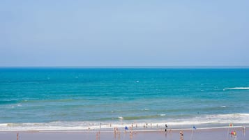 Na praia