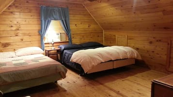 3 Schlafzimmer, Schreibtisch, Bügeleisen/Bügelbrett, kostenloses WLAN